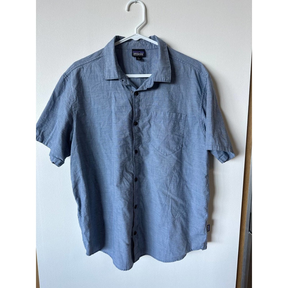 Patagonia short sleeve shirt size L